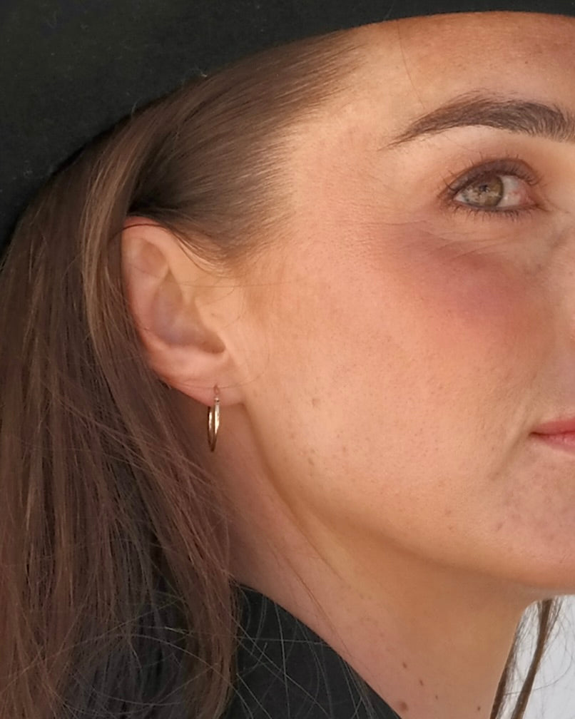 Solid Gold Plain Hoop